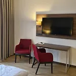 Hospitality Boarding House Appart hôtel 3*