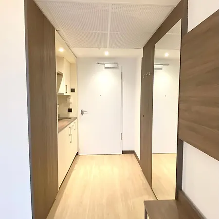 Hospitality Boarding House מלון דירות