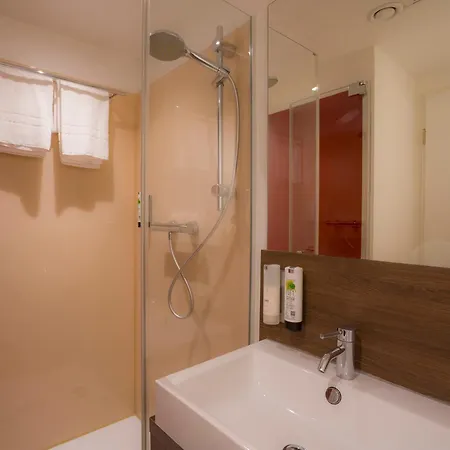 מלון דירות Hospitality Boarding House 2*